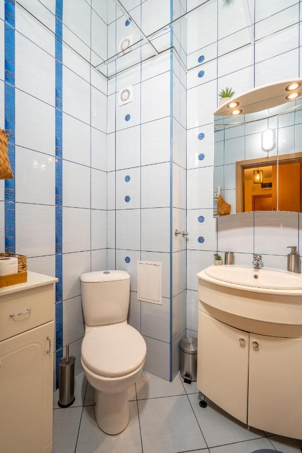 Premium Comfy 2Bdr Apt - Free Parking - Fast Wi-Fi Софія Екстер'єр фото