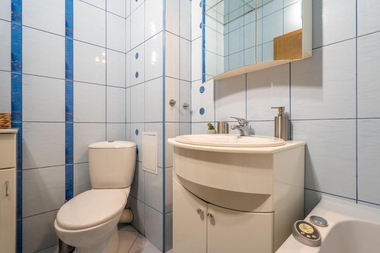 Premium Comfy 2Bdr Apt - Free Parking - Fast Wi-Fi Софія Екстер'єр фото